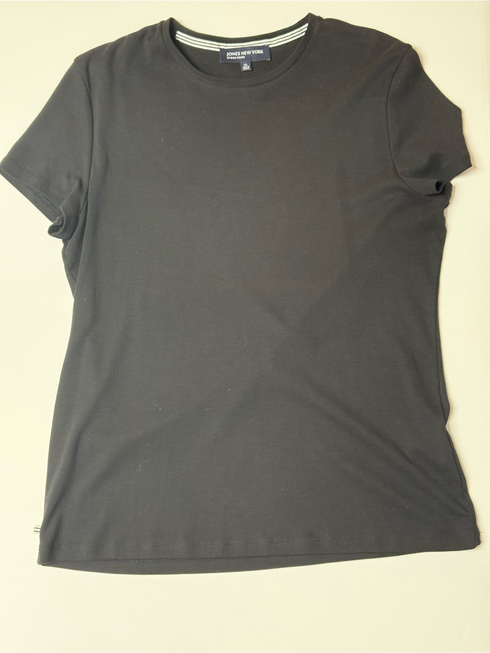Jones New York Signature Black Crewneck Cotton Short-Sleeve Tee